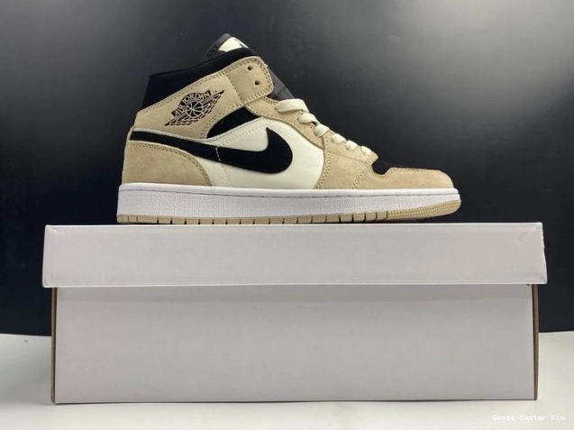 'Barely Jordan Mid Air BQ6472 -800 1 Orange' 0701